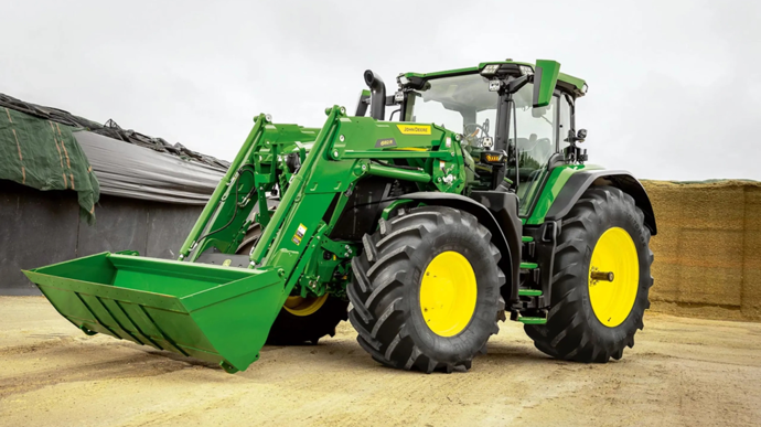 John Deere lance des chargeurs frontaux sur mesure pour les gros 6R